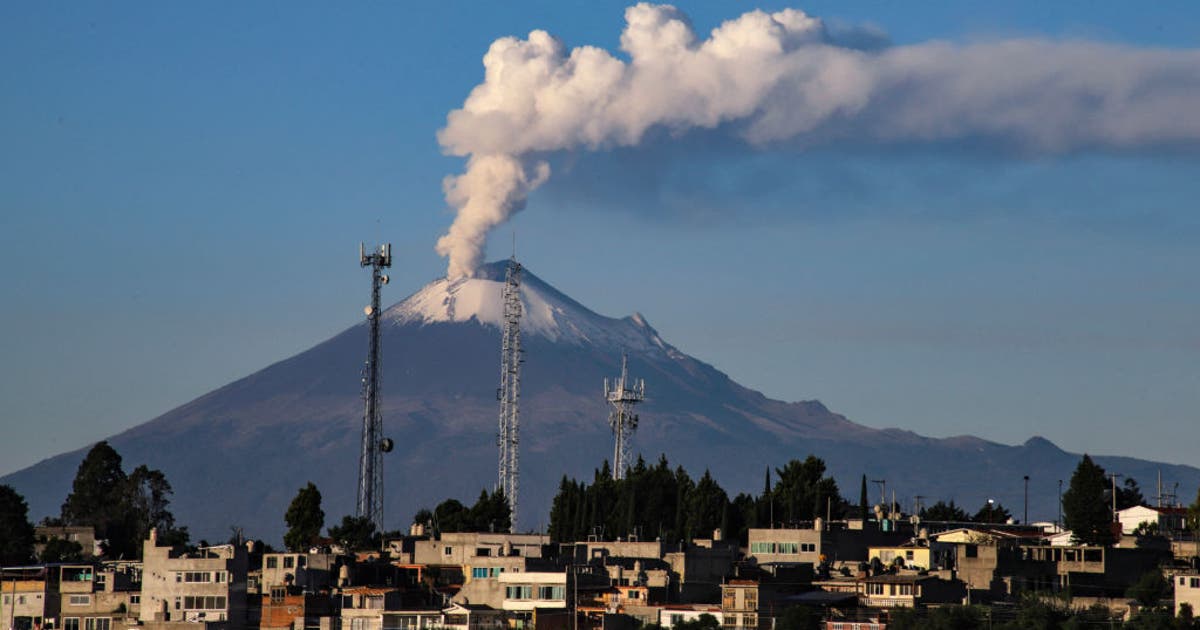 Volcanic ash from Mexican volcano spotted over Florida | FOX 4