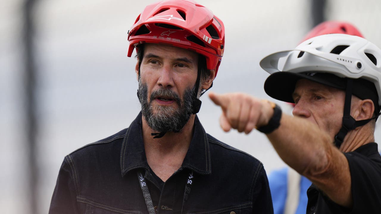 Keanu Reeves makes professional car racing debut LiveNOW from FOX