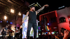 Country singer Brantley Gilbert abruptly pauses concert as wife gives birth on tour bus