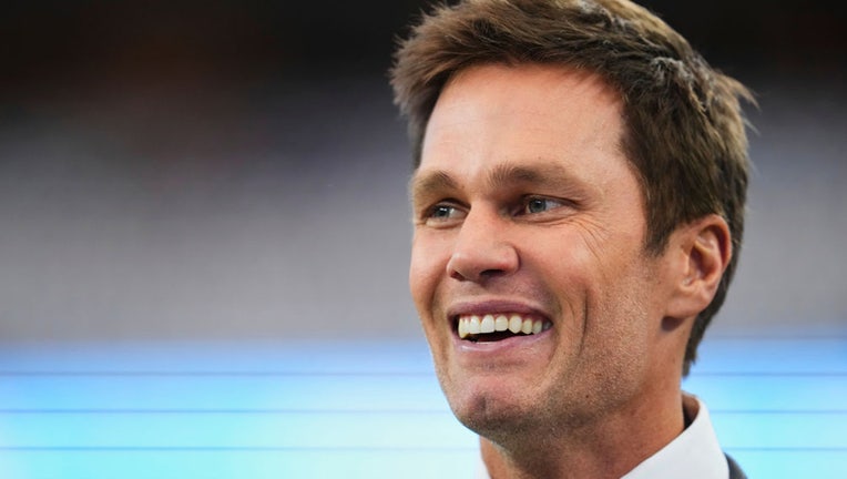 Former Tampa Bay Buc Tom Brady Donates $100K For Hurricane Relief In ...