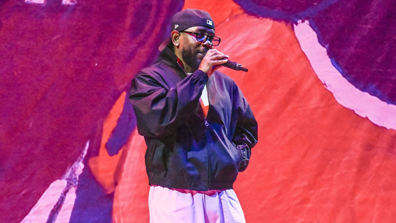 Kendrick Lamar drops 'GNX,' new surprise album | FOX6 Milwaukee