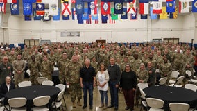 Gary Sinise celebrates Thanksgiving with the Tennessee National Guard