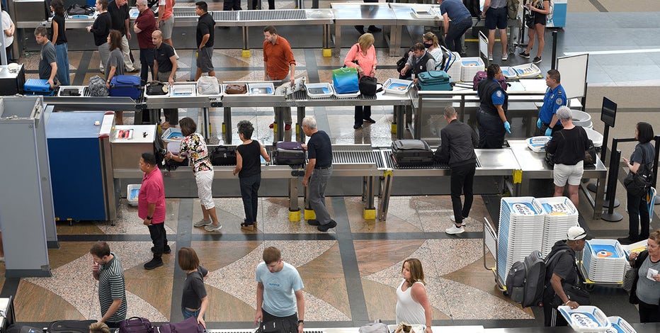 Thanksgiving travel: Holiday foods you can fly with, bring through TSA