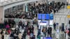 Sunday after Thanksgiving travel sets new TSA record