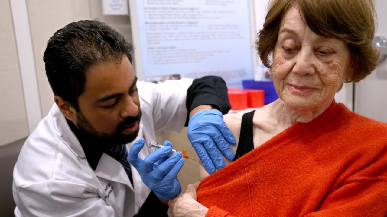 Most Americans believe health care coverage for everyone is government’s responsibility, poll finds Most Americans believe health care coverage for everyone is government’s responsibility, poll finds