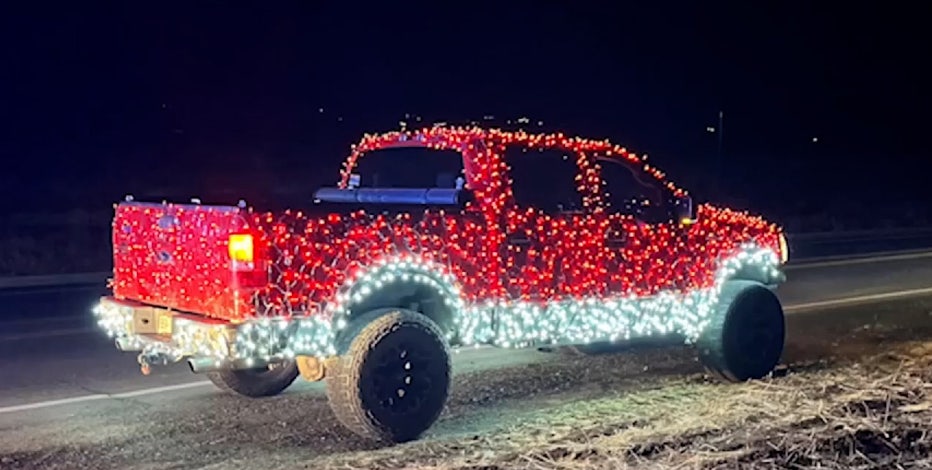 Deputies warn: Keep your Christmas lights on your tree, not your car