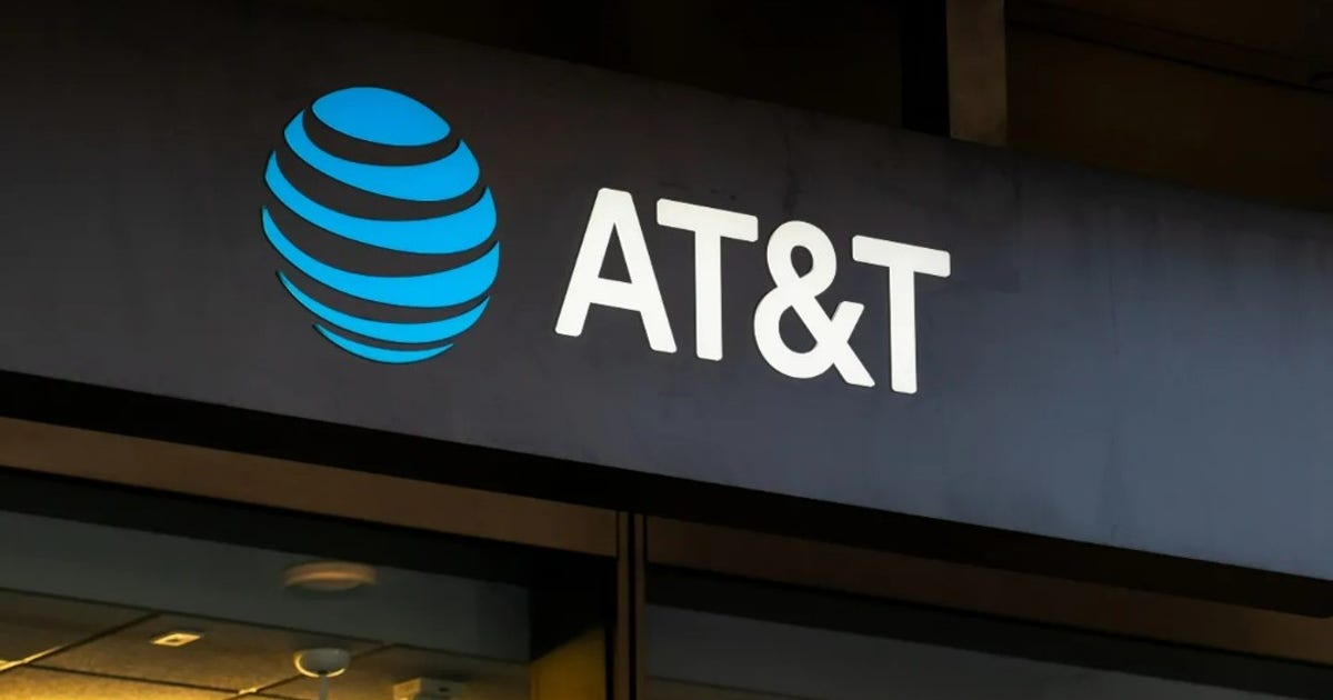 AT&T to offer customers bill credits for network outages | FOX 11 Los ...