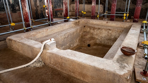 Pompeii excavation reveals large private thermal complex built 2,000 years ago