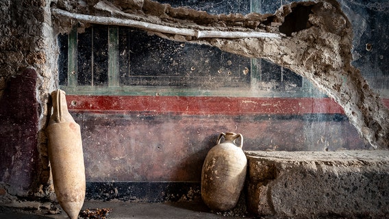 Pompeii excavation reveals large private thermal complex built 2,000 years ago