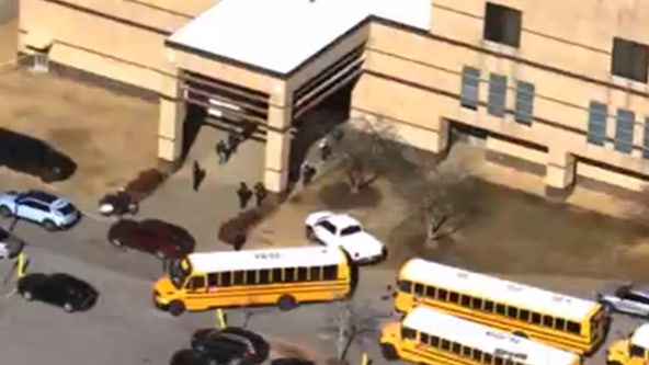 Antioch, TN school shooting leaves 1 student dead, 1 injured