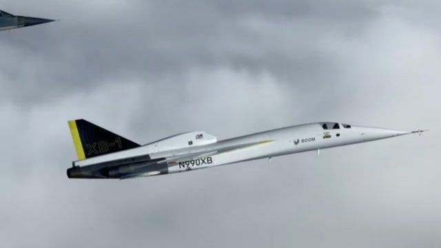 Boom breaks sound barrier with American-made private supersonic jet