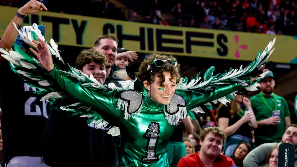 Super Bowl LIX: Here's how many workers call out sick Monday after the game, survey shows