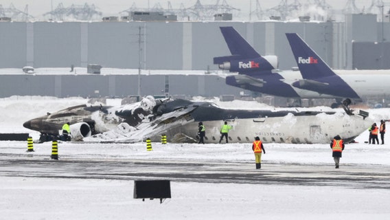 Delta releases new information about captain, first officer flying plane that crashed in Toronto