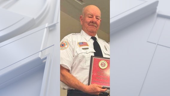 70-year-old Virginia firefighter dies after rescuing trapped farm animals