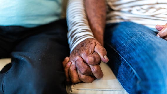 Couple breaks record for longest living marriage