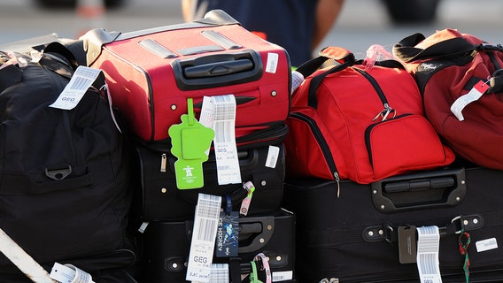Apple AirTag now available for baggage tracking on American Airlines