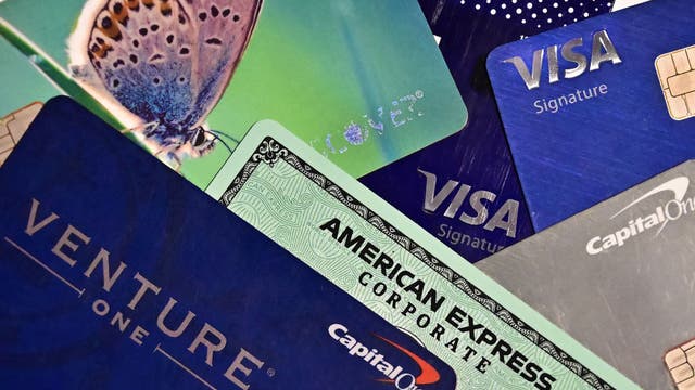 Would you date someone with credit card debt? Here's what Americans say