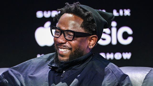 What time is the Super Bowl halftime show?