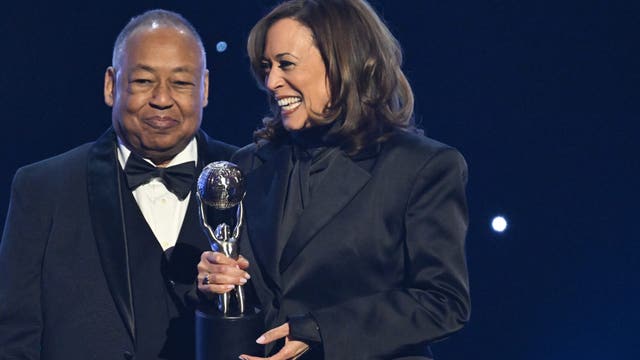 Wayans family, Kamala Harris honored at NAACP Image Awards