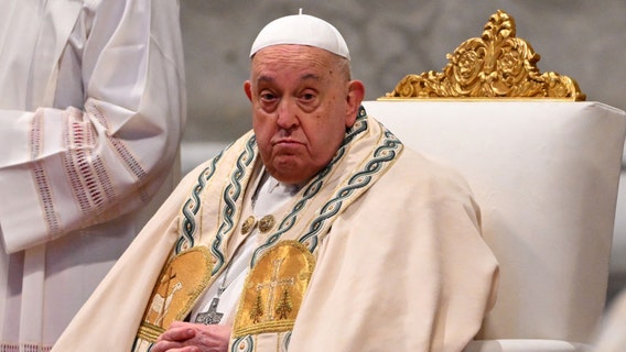 Pope Francis suffers new breathing issue, Vatican says