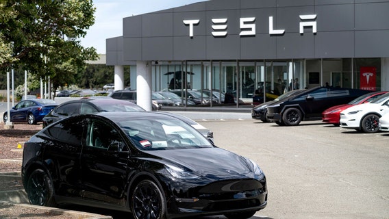 Tesla booted from Vancouver International Auto Show over 'safety of attendees'