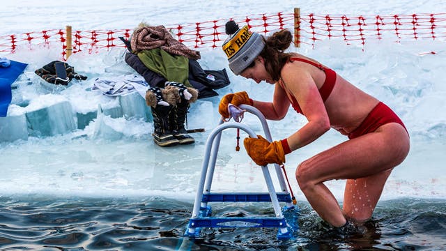 Cold plunges may help your cells fight stress, new study shows