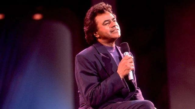 Johnny Mathis, 89, retires from touring due to 'accelerated' memory issues