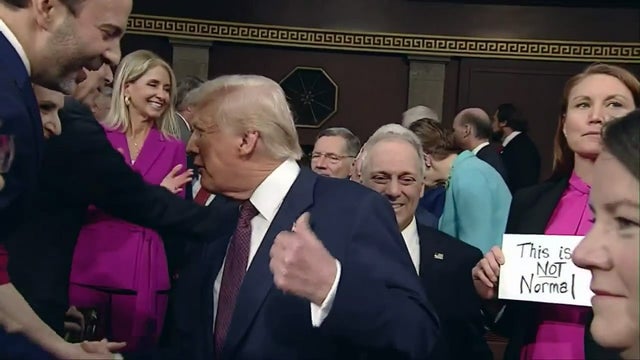 From hot pink to blue and yellow: Here's what some Congress members are wearing in protest