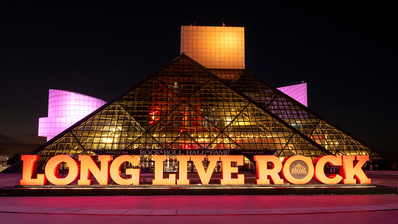 Criteria For Rock Hall Of Fame Rock & Roll Hall of Fame inductees announced: See the list | FOX 32 Chicago