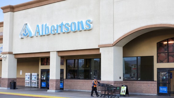 Albertsons informs suppliers that it won't accept tariff-related price hikes