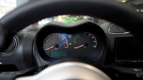 Lawsuit accuses Tesla of inflating odometers to avoid warranty payments