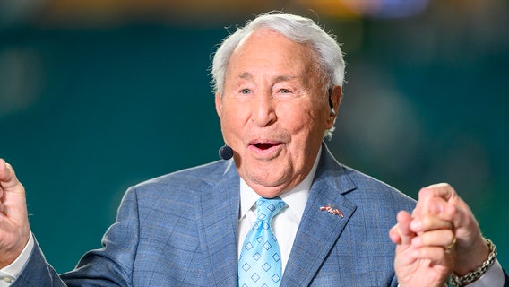 Lee Corso to retire from 'College GameDay' after nearly 40 years on air