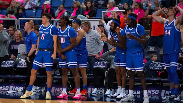 College Basketball Crown gives teams an opportunity to extend their seasons