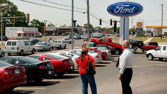 Auto tariffs are now in effect: Here's what it means for people buying a car