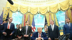 Trump signs orders to speed up nuclear reactor construction at federal sites