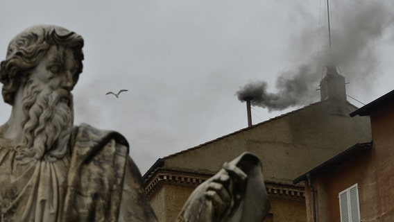 White smoke vs. black smoke: What it means for the pope