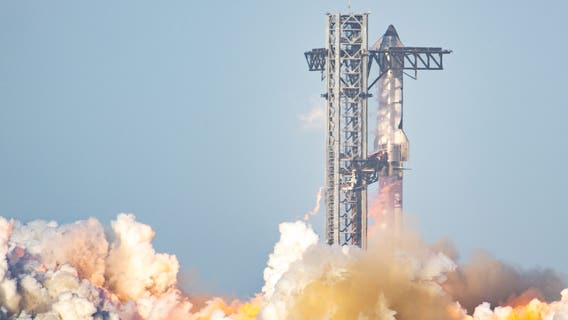 SpaceX given federal approval to resume Starship megarocket test launch after spectacular explosion