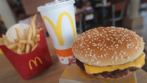 Average cost of a fast food meal now tops $10 in all major cities