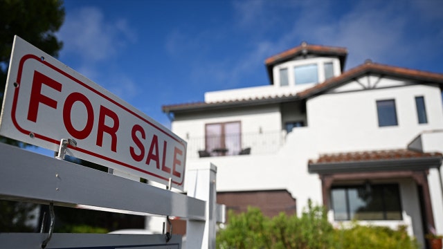 Here's how hard it is to afford a home today vs. 25 years ago