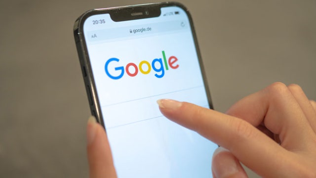 This is 'definitely' America's most misspelled word, according to search data