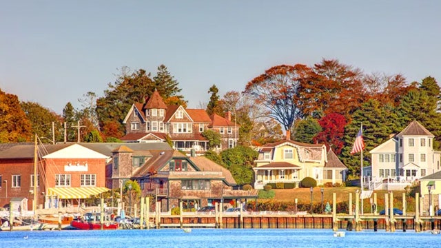 Human remains found near Taylor Swift's beachside Rhode Island mansion amid serial killer fears