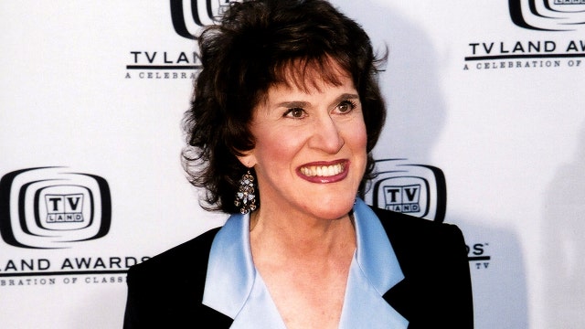 Ruth Buzzi, 'Laugh-In' comedian, dies at 88