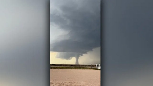Love looms large in New Mexico as couple says 'I do' with tornado in tow