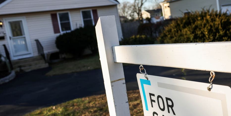 Home prices forecast to dip before the end of the year