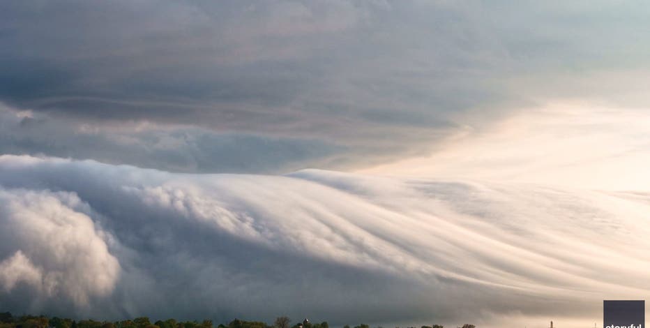 Watch: 'Fog tsunami' rolls over Lake Michigan