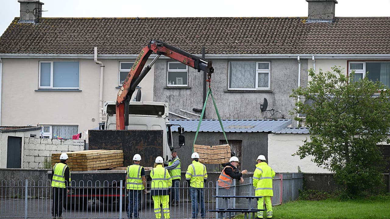 Crews Excavate Nearly 800 Infant Remains in Tuam Ireland