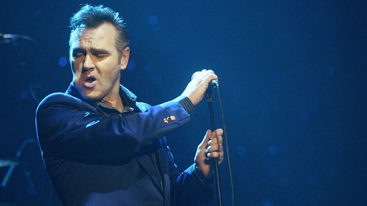 Morrissey cancels multiple shows, cites 'zero music industry support'