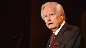 Bill Moyers, White House press secretary and TV journalist, dies