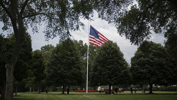 Trump has 80-foot-tall flagpoles installed on White House lawn