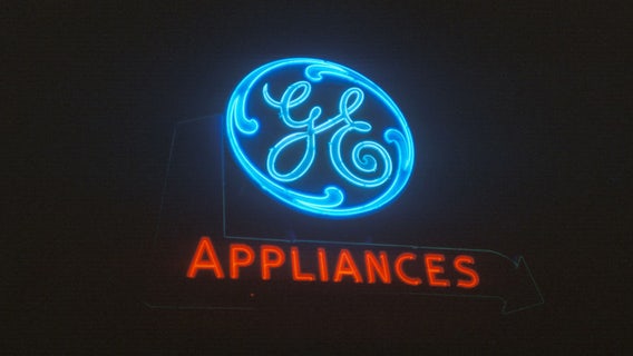 GE moves washing machine production from China to Kentucky
